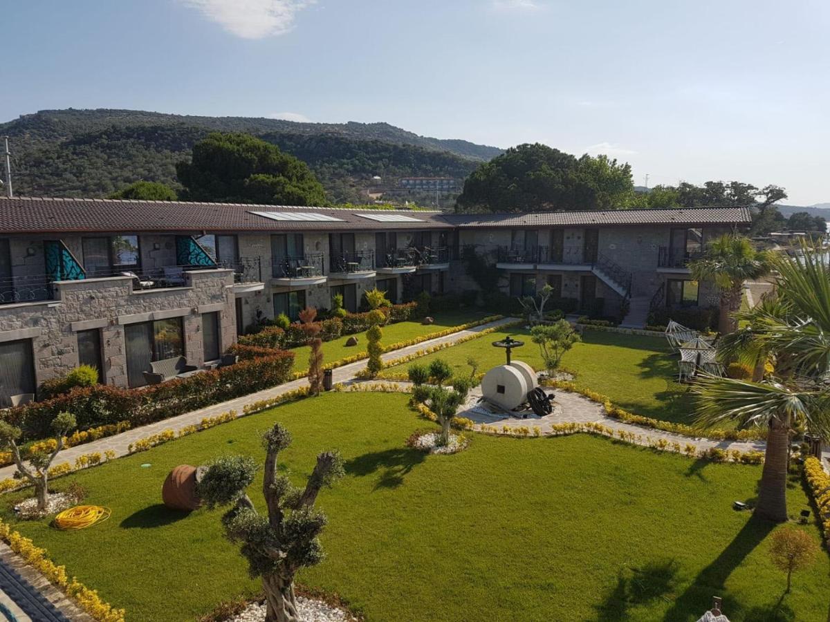Assos Zeyti̇N Han Special Class Hotel Adults Only 12 Sokakagzi Exterior photo