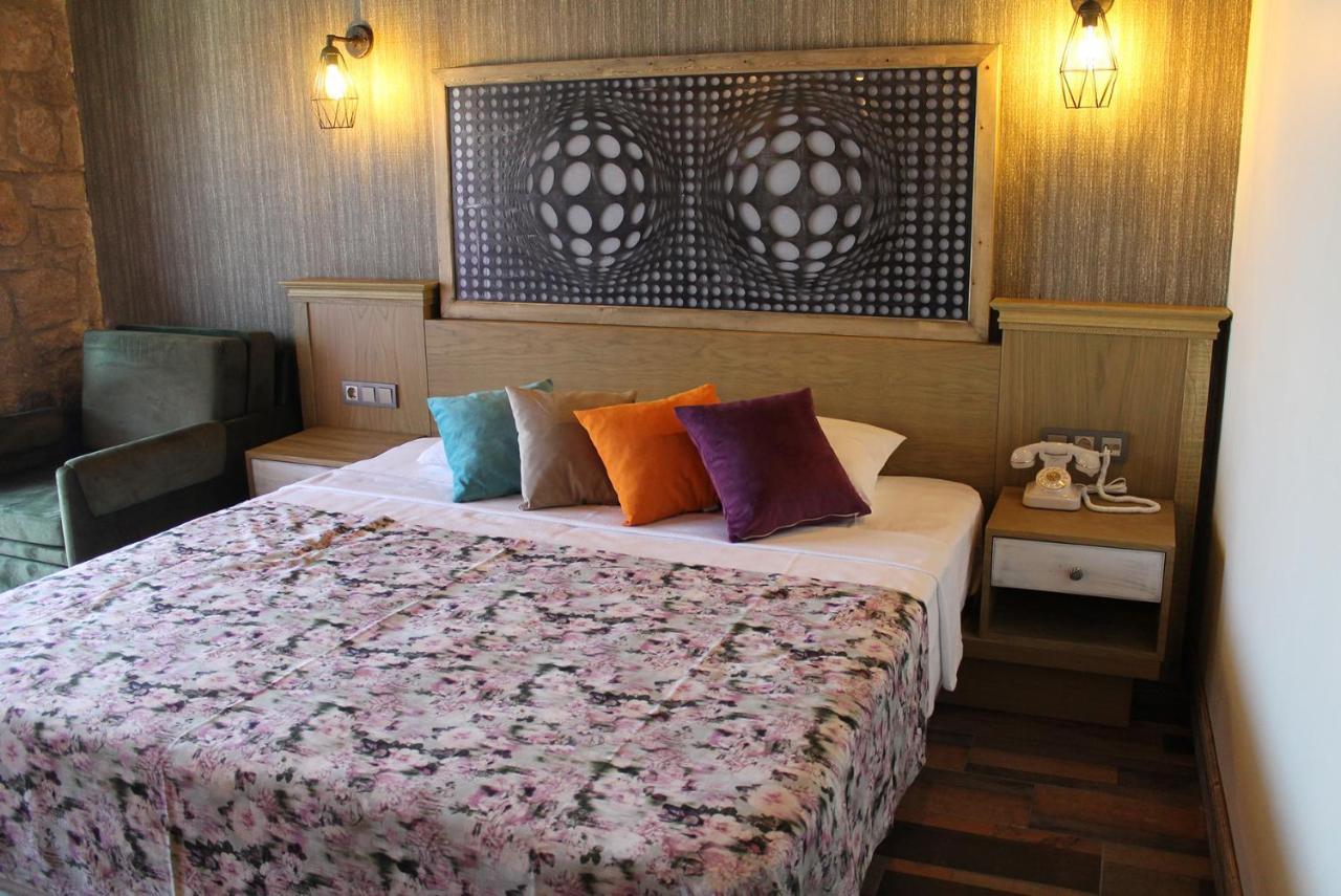 Assos Zeyti̇N Han Special Class Hotel Adults Only 12 Sokakagzi Exterior photo