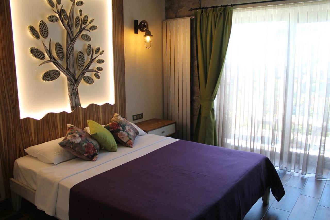Assos Zeyti̇N Han Special Class Hotel Adults Only 12 Sokakagzi Exterior photo