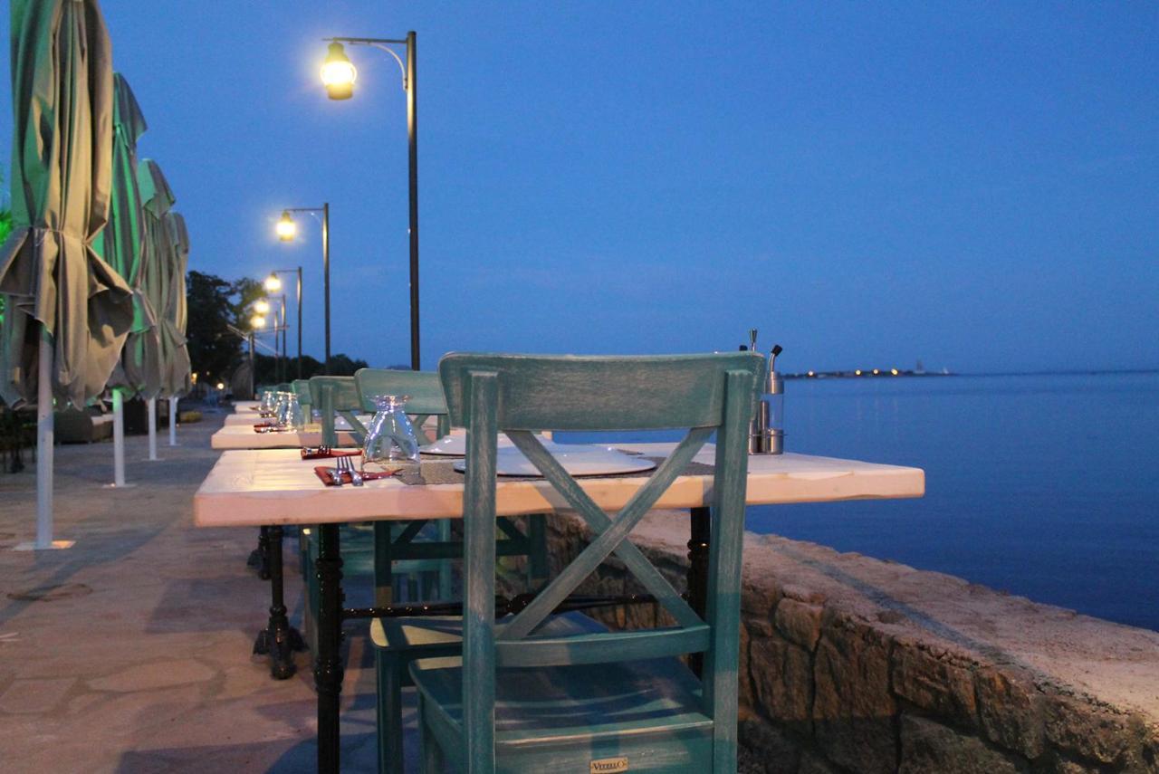 Assos Zeyti̇N Han Special Class Hotel Adults Only 12 Sokakagzi Exterior photo