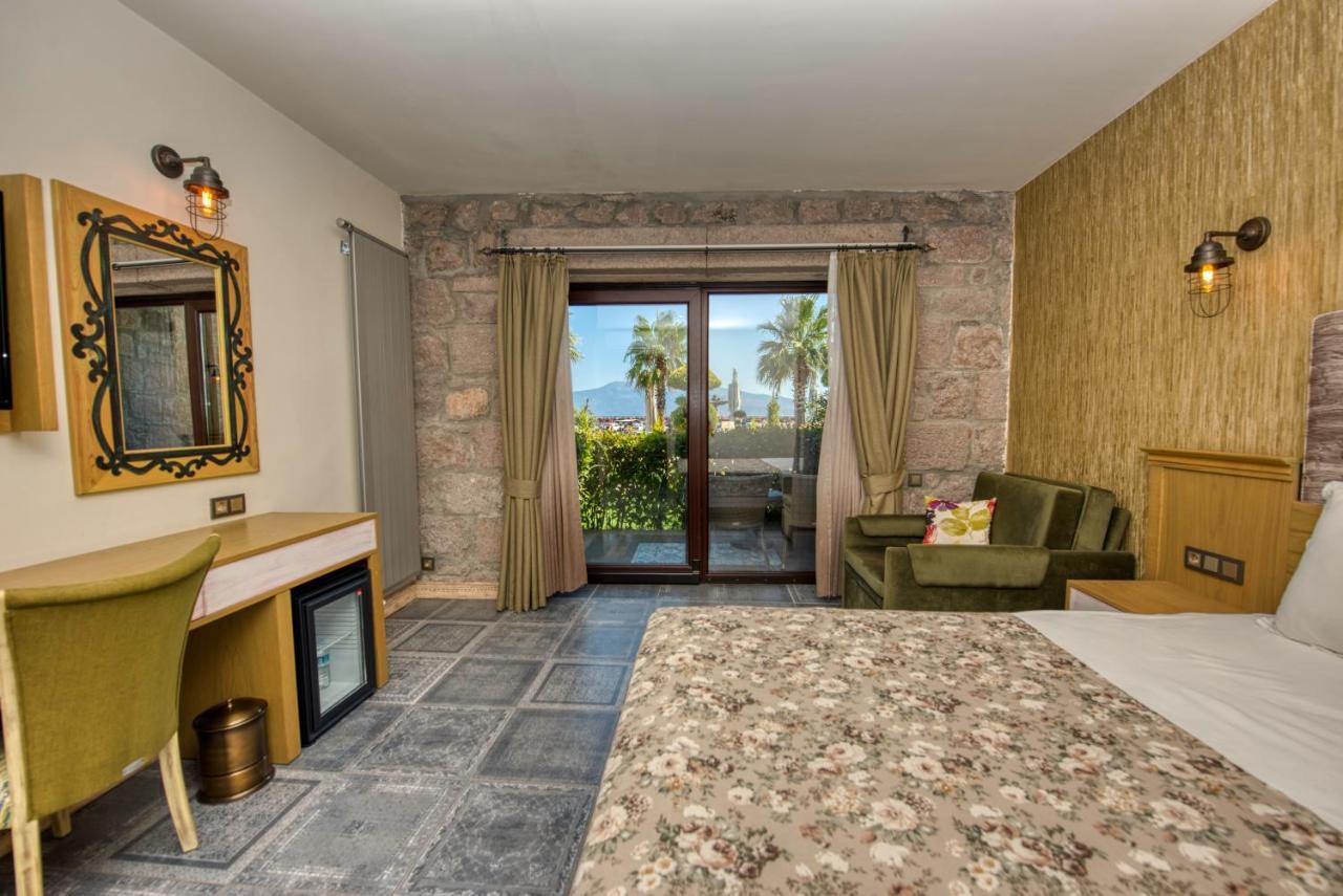 Assos Zeyti̇N Han Special Class Hotel Adults Only 12 Sokakagzi Exterior photo